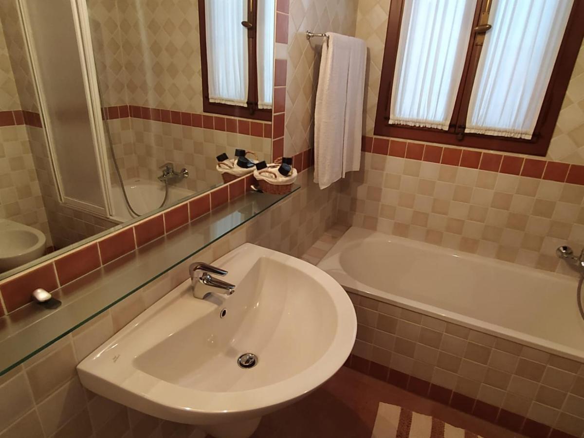 Tenuta Le Risare Bed & Breakfast Campo San Martino Bagian luar foto